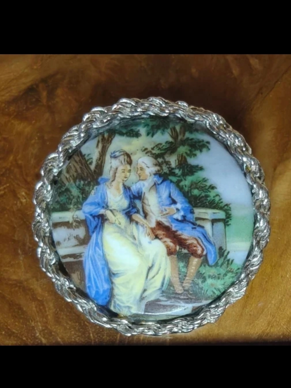 Vintage Antique Victorian Style Romantic Courting Brooch Pin Pendant